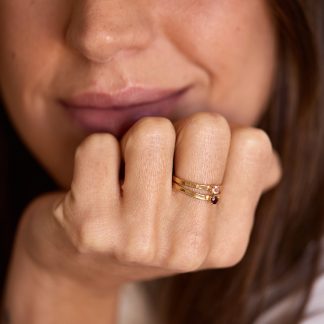 Anillo fino Martelé piedra de nacimiento Oro 9kt y 18kt